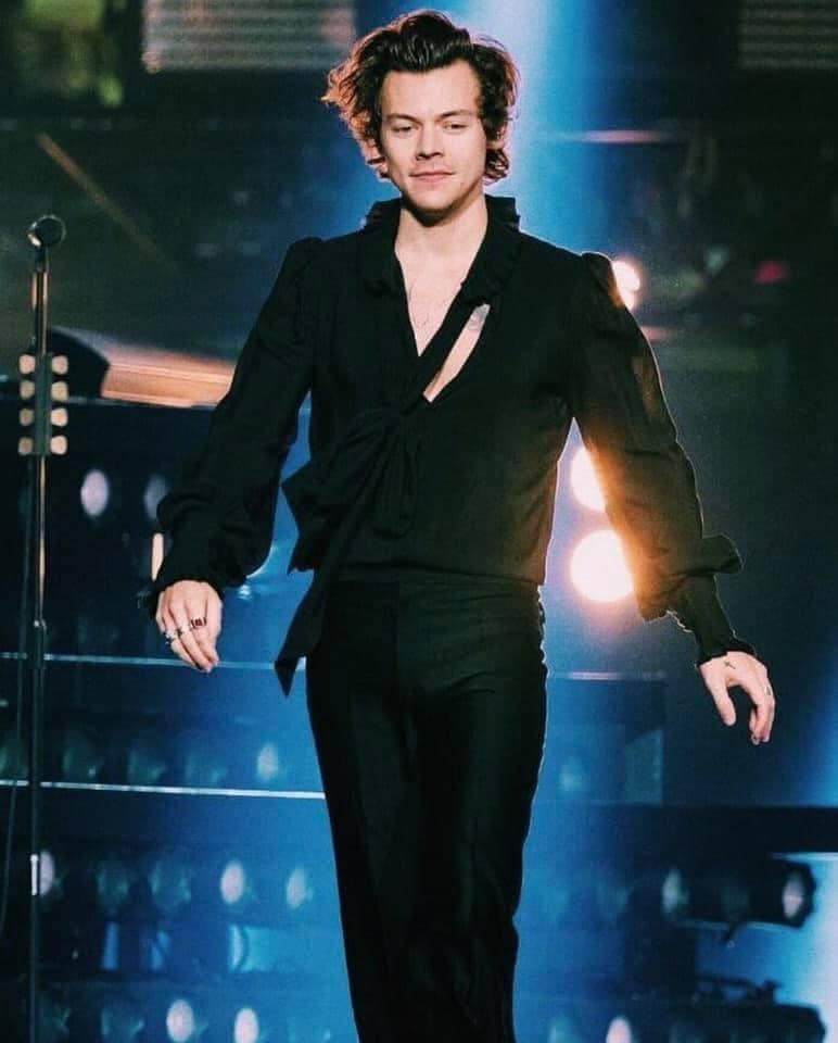 harry styles grammys 2021 outfit