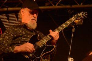 John scofield 029 600x400