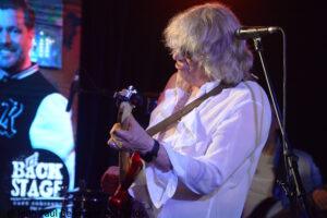 Brad guitar wilson.012