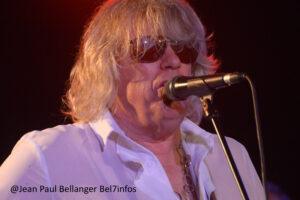 Brad guitar wilson.029
