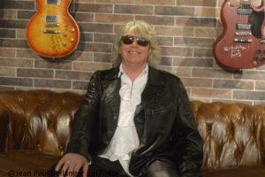 Brad guitar wilson.04