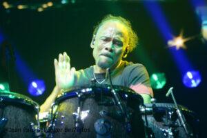 Carlos santana accors arena bercy.018