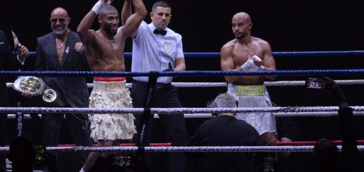 100% fight adidas arena.01