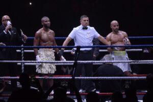 100% fight adidas arena.04