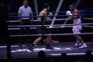 100% fight adidas arena.36