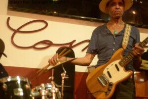 Amar Sundy Kader Sunny le nouveau cosmos.016